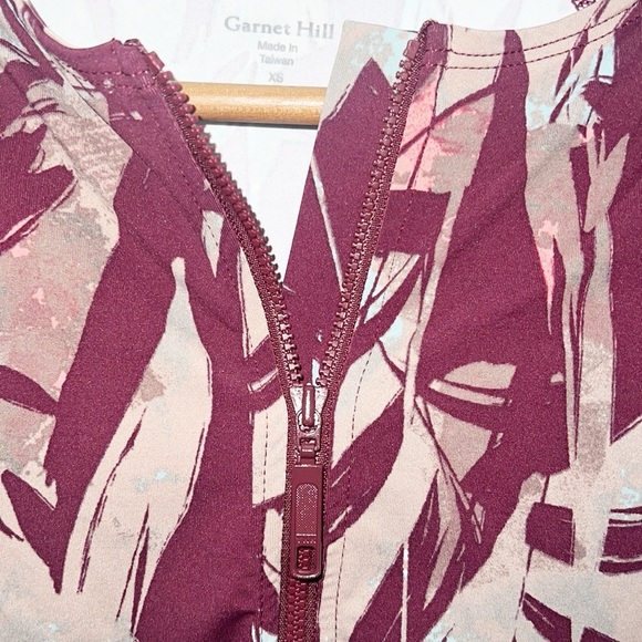 Garnet Hill Maroon Tropical Floral Long Sleeve Rash Guard Quarter Zip Top - Picture 3 of 9